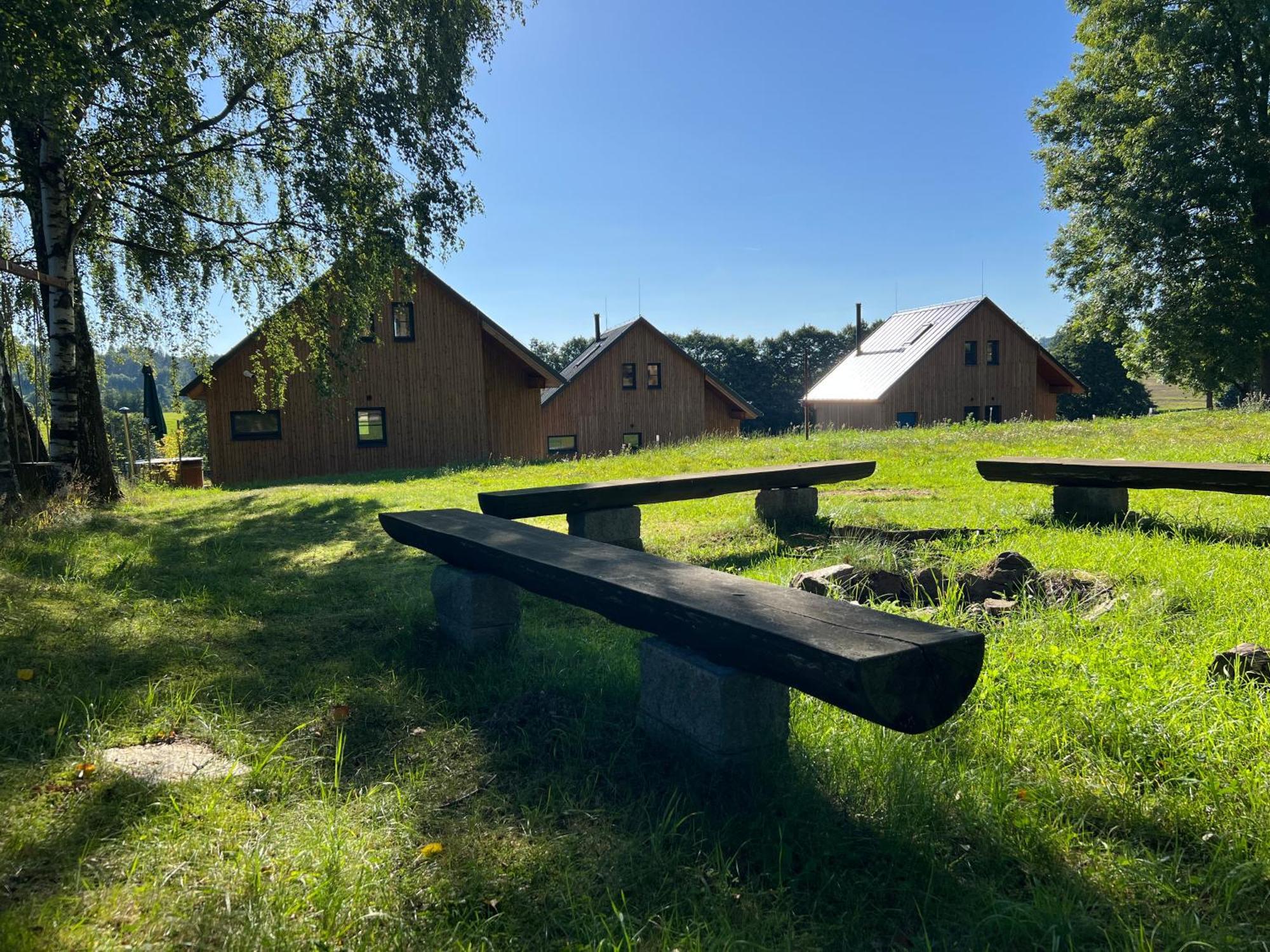 Lisensky Dvur Hotell Sněžné Eksteriør bilde